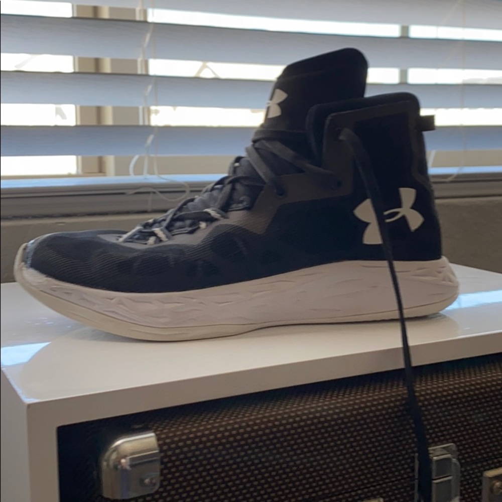 under armor basketball shoes